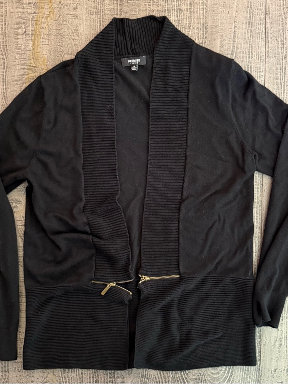 Premise Women’s Black Ribbed Open-Front Cardigan with Gold Zippers